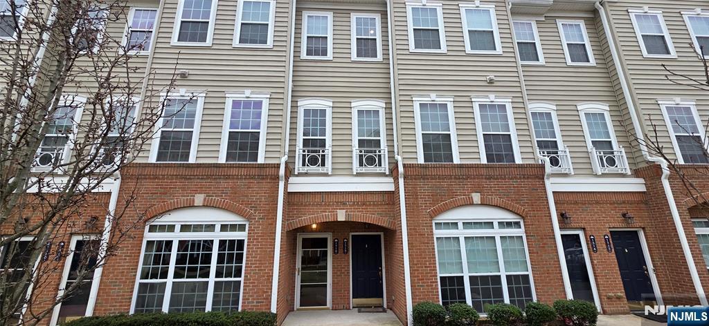 1312 Hamilton Street - Photo 1