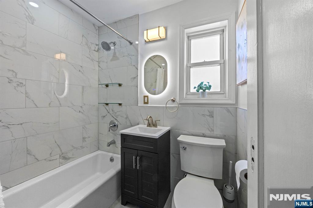 4 Parkside Lane - Photo 5