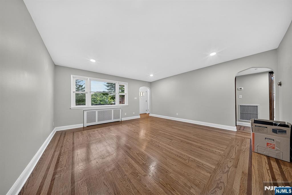 24-26 Don Bosco Avenue 1 - Photo 5