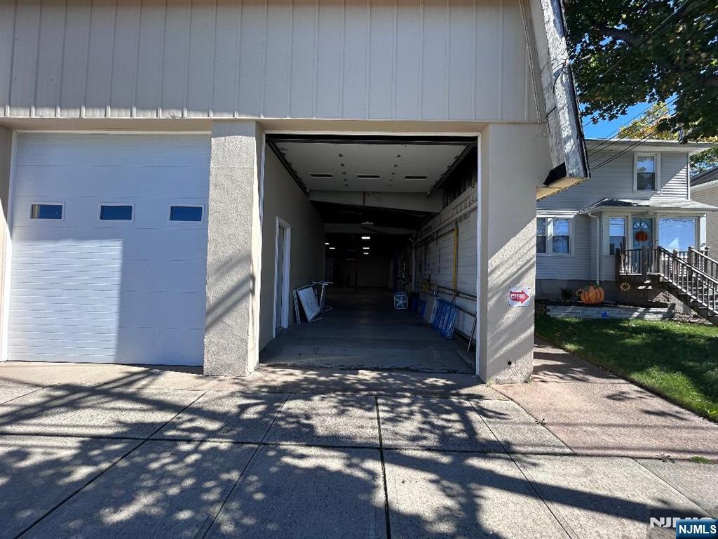 177 Royal Avenue - Photo 2