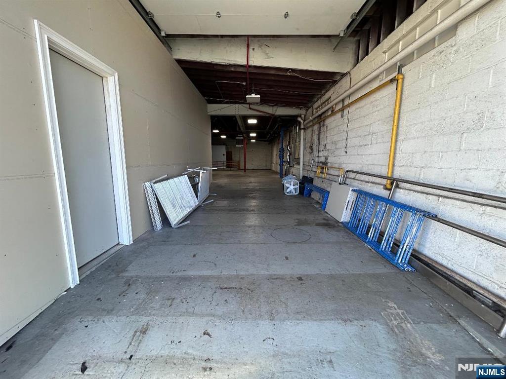 177 Royal Avenue - Photo 3
