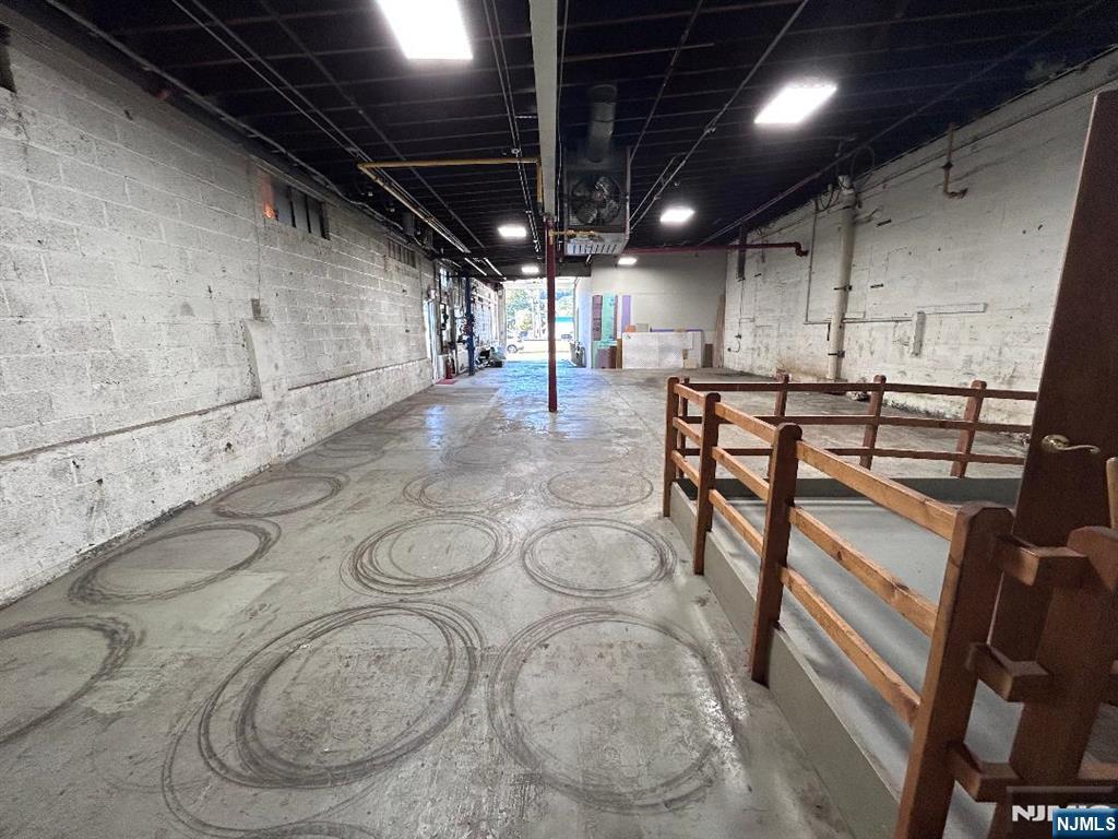 177 Royal Avenue - Photo 5