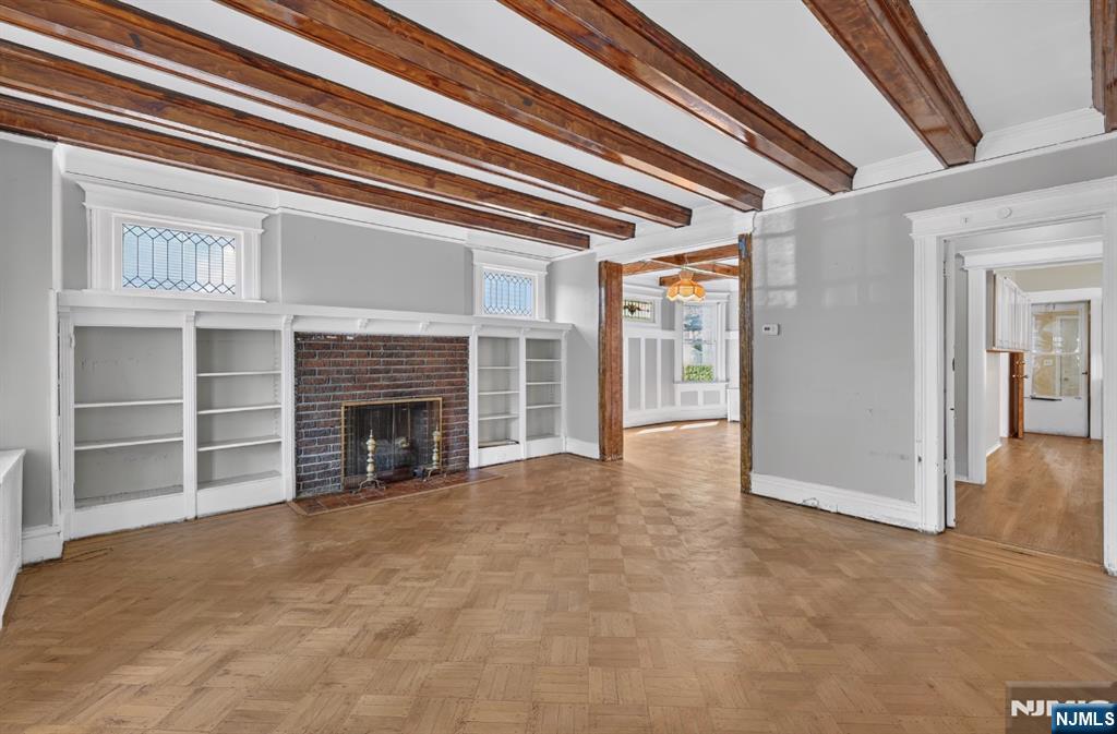 389 N Maple Avenue - Photo 5