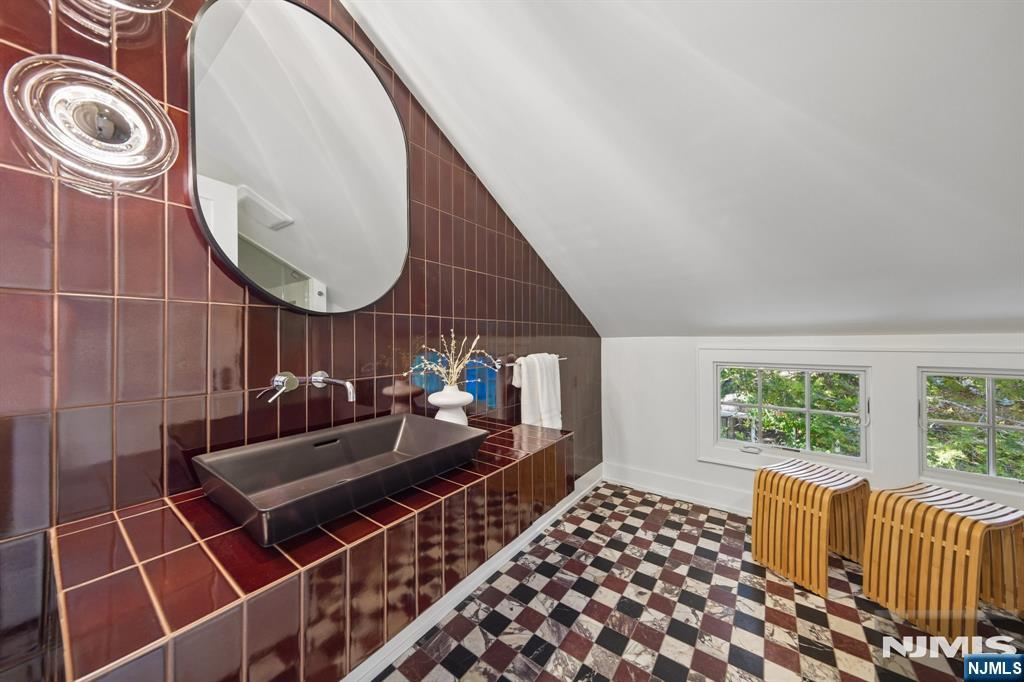 23 Prospect Terrace — photo 35