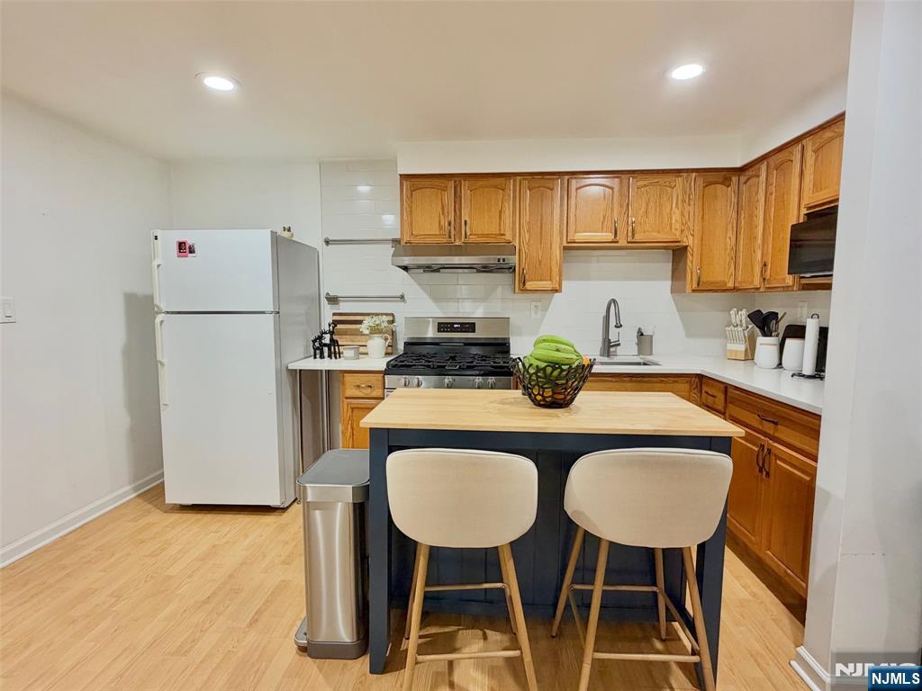 12 Burdett Court 5 - Photo 5