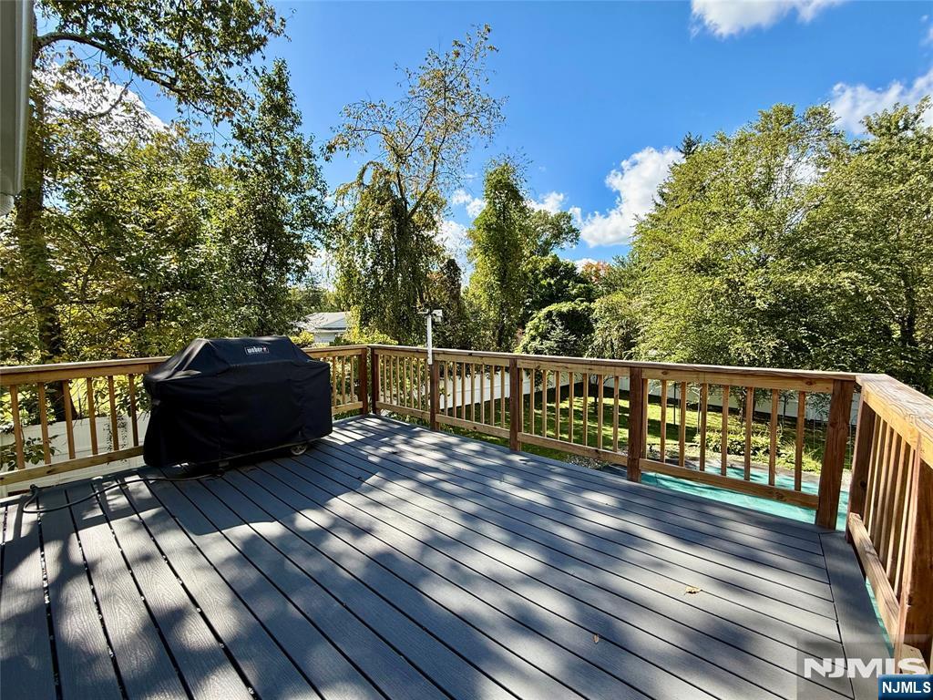 Photo 4 of Single family home for sale at 15 Hazel St, Lincoln Park Borough, NJ 07035 | MLS# 26038138 | Listing updated on 2026-10-07
