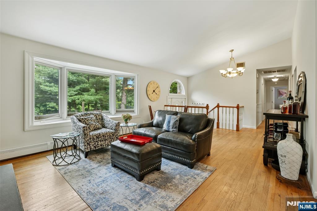 68 Lake Street - Photo 9