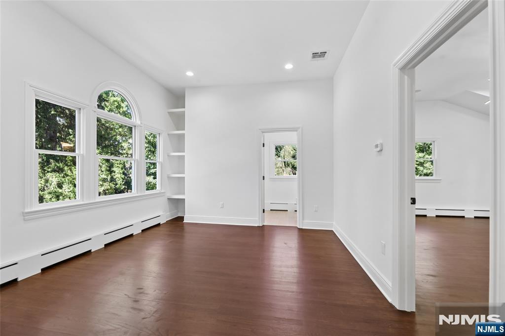 337 Franklin Street — photo 38