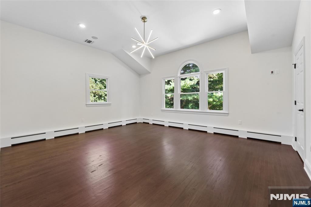337 Franklin Street — photo 39