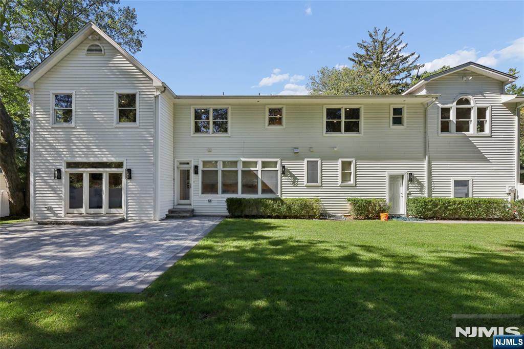 337 Franklin Street — photo 46