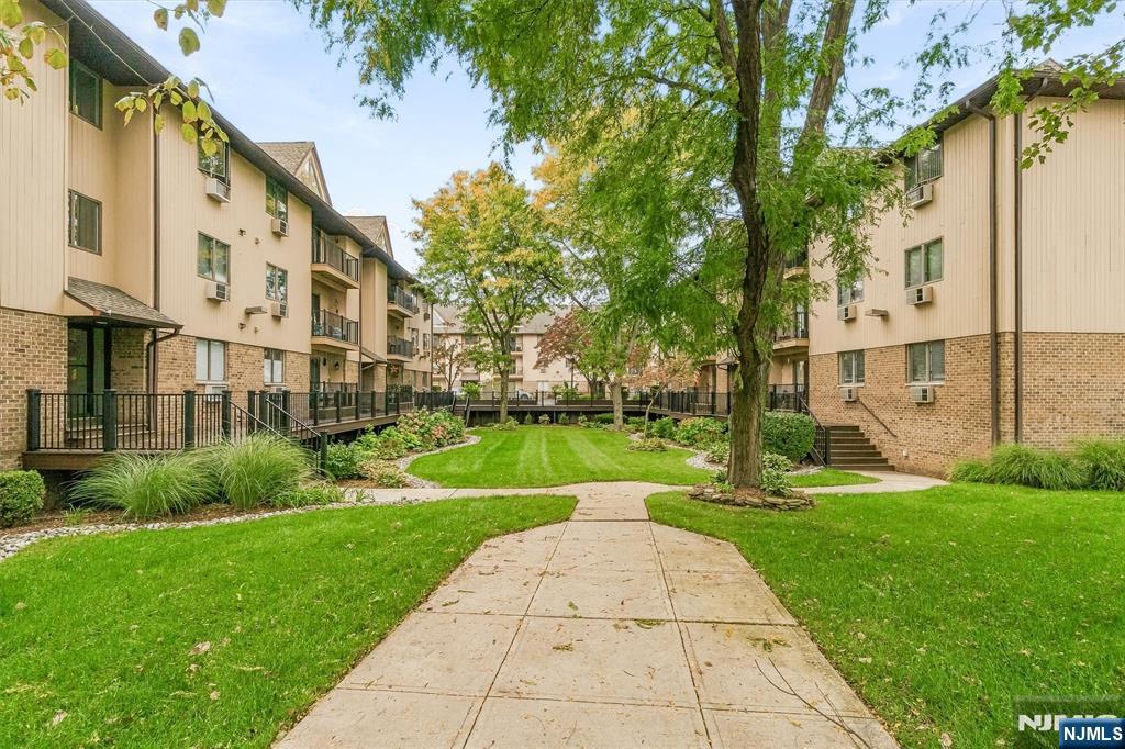 651 Riverside B15 - Photo 4