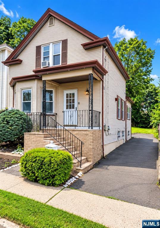 101 Tilt Street - Photo 1