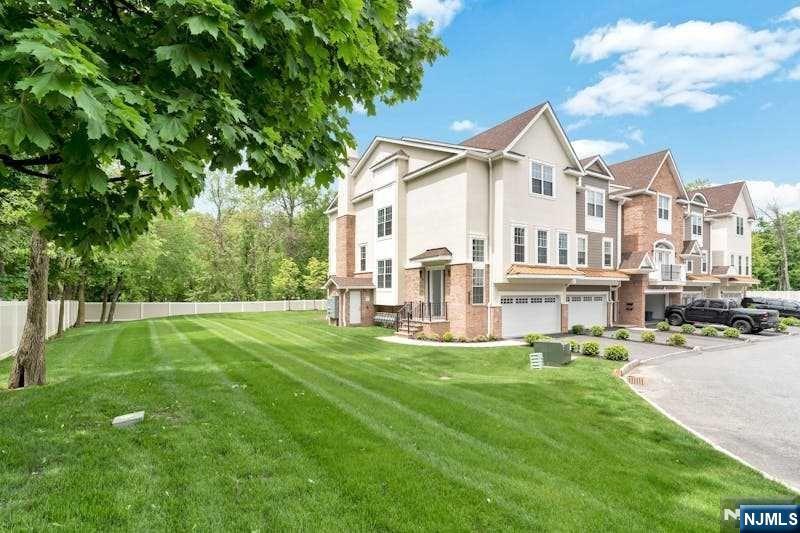 1008 Opus Way - Photo 2