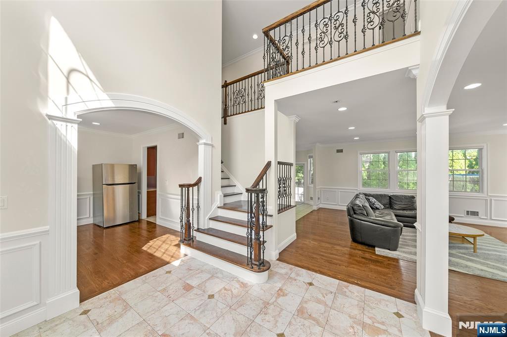 216 S Washington - Photo 3
