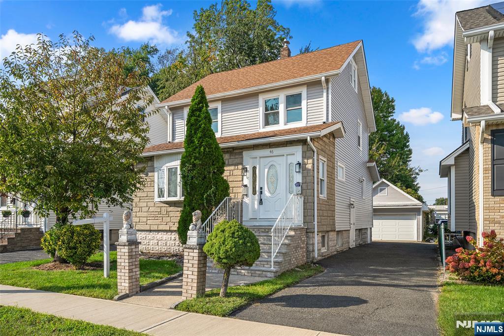 46 Chamberlain Avenue - Photo 1
