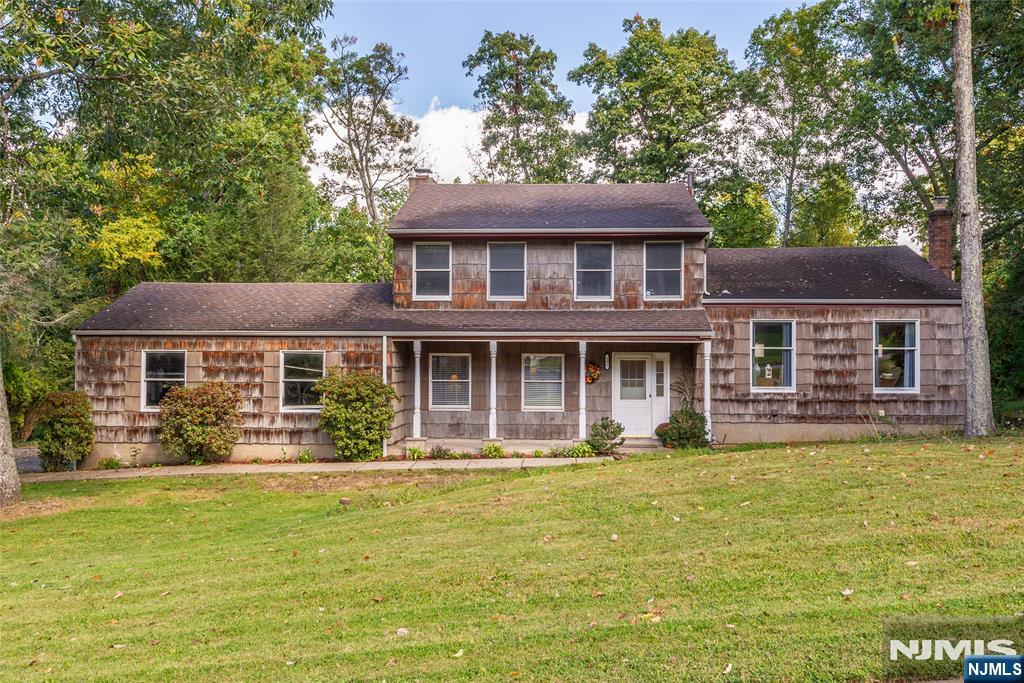 195 Vreeland Road - Photo 1