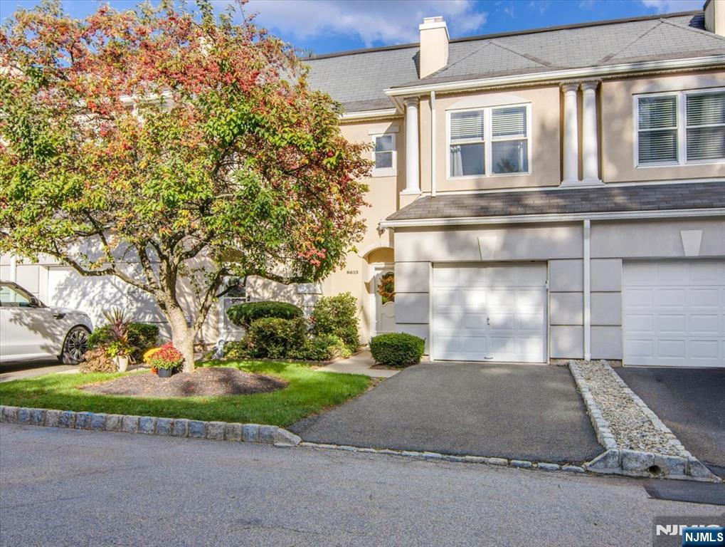 8613 Brittany Drive - Photo 2