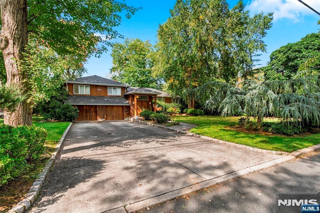 152 Sussex Road - Photo 4