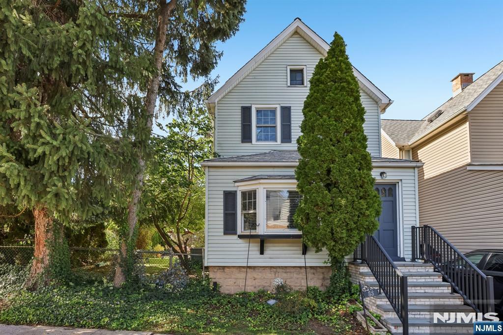 33 Myrtle Avenue - Photo 3