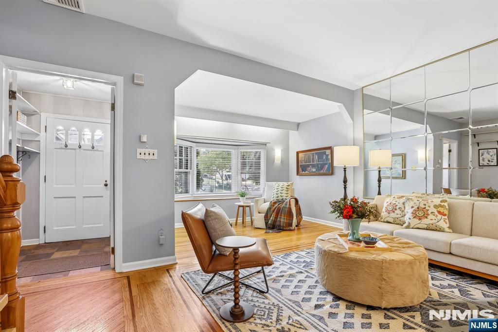 33 Myrtle Avenue - Photo 5