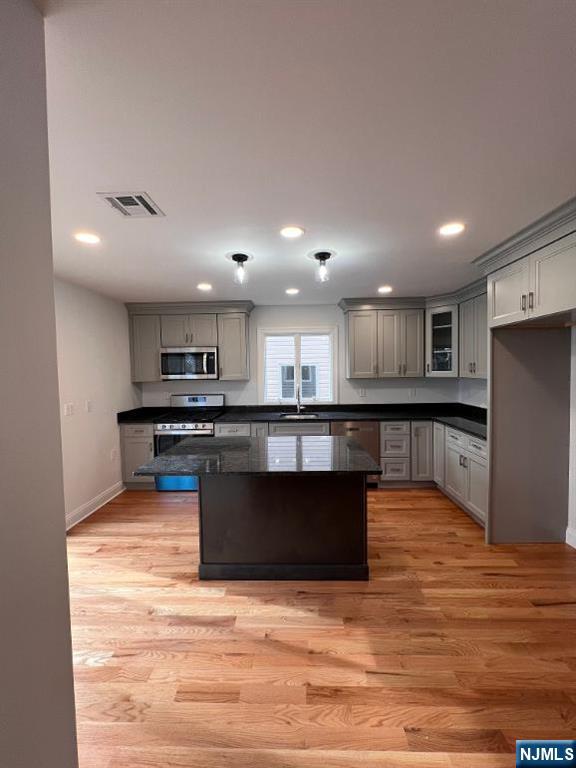 374 A Semel Avenue - Photo 5