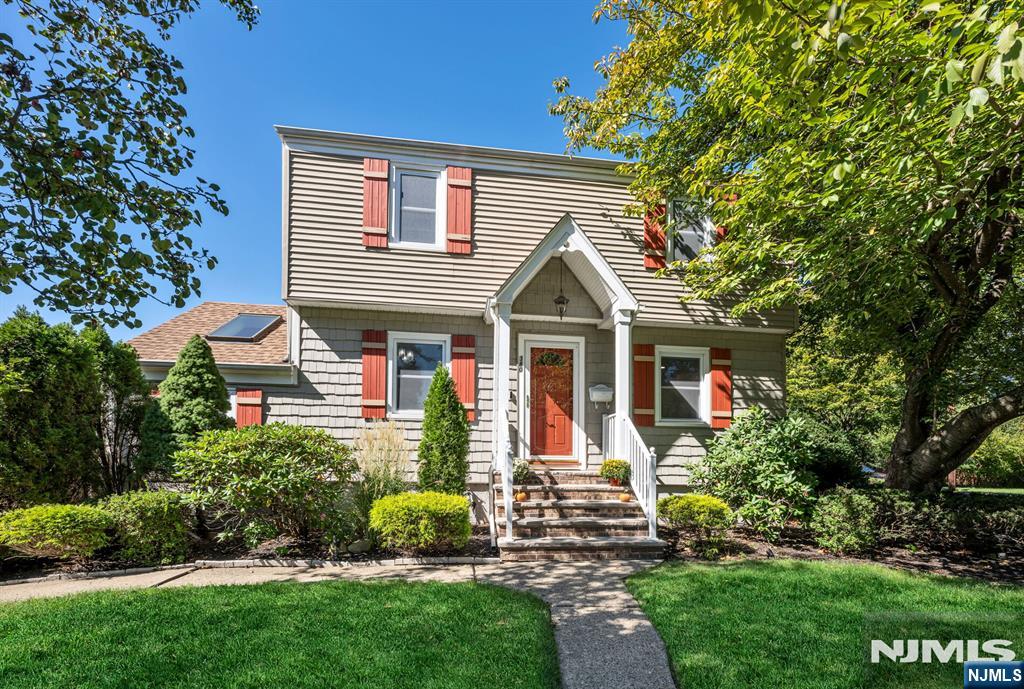 380 E Midland Avenue - Photo 1