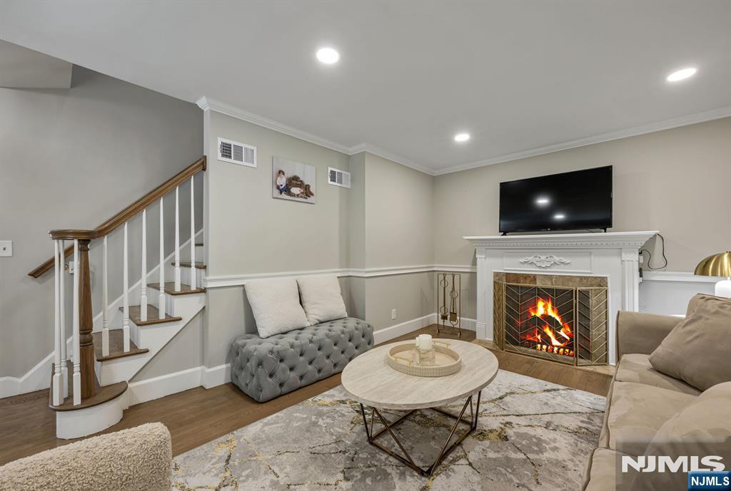 Photo 3 of Single family home for sale at 380 E Midland Ave, Paramus, NJ 07652 | MLS# 26038219 | Listing updated on 2026-10-07