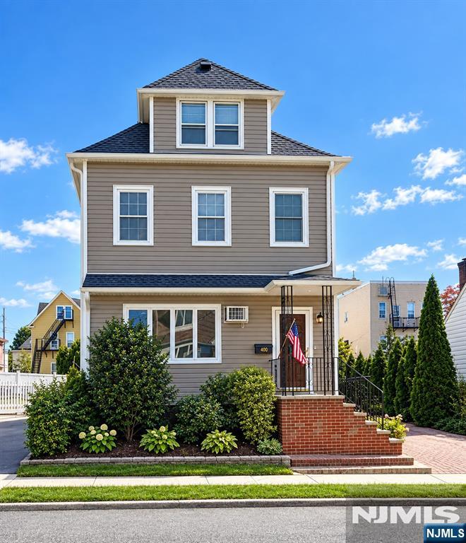 400 Madeline Avenue - Photo 1