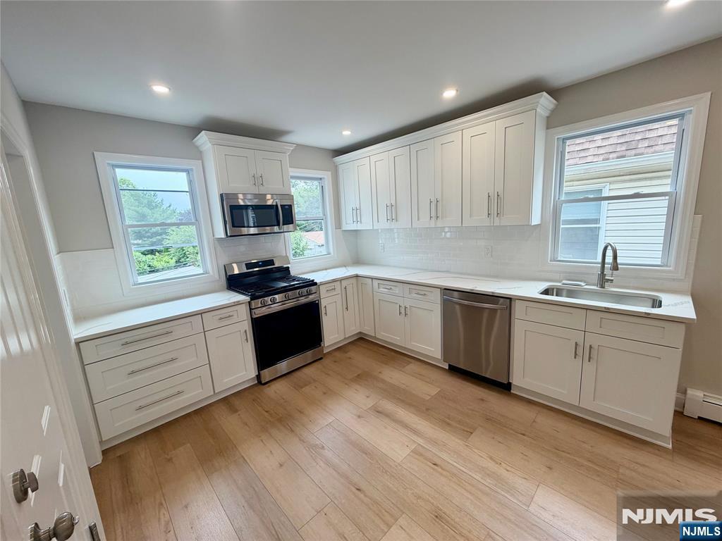 35 Claremont Avenue 2 - Photo 2
