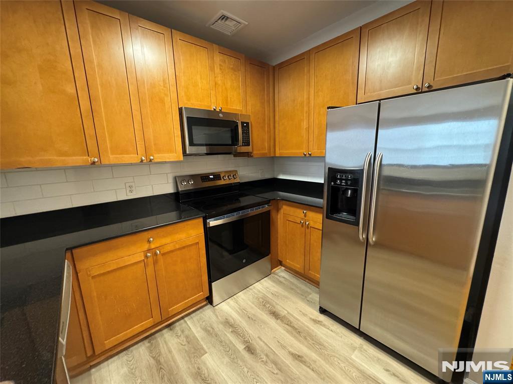 333 Willow Street 202 - Photo 2