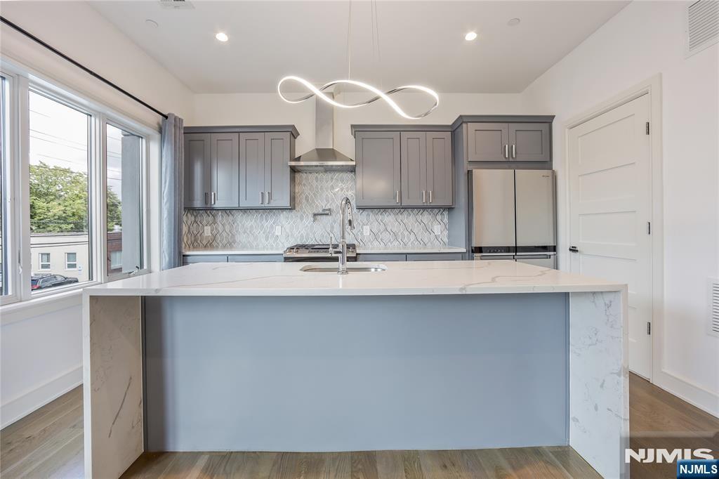12-35 River Road 2B - Photo 1