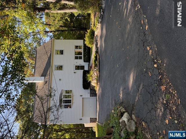 27 Hewitt Road - Photo 1