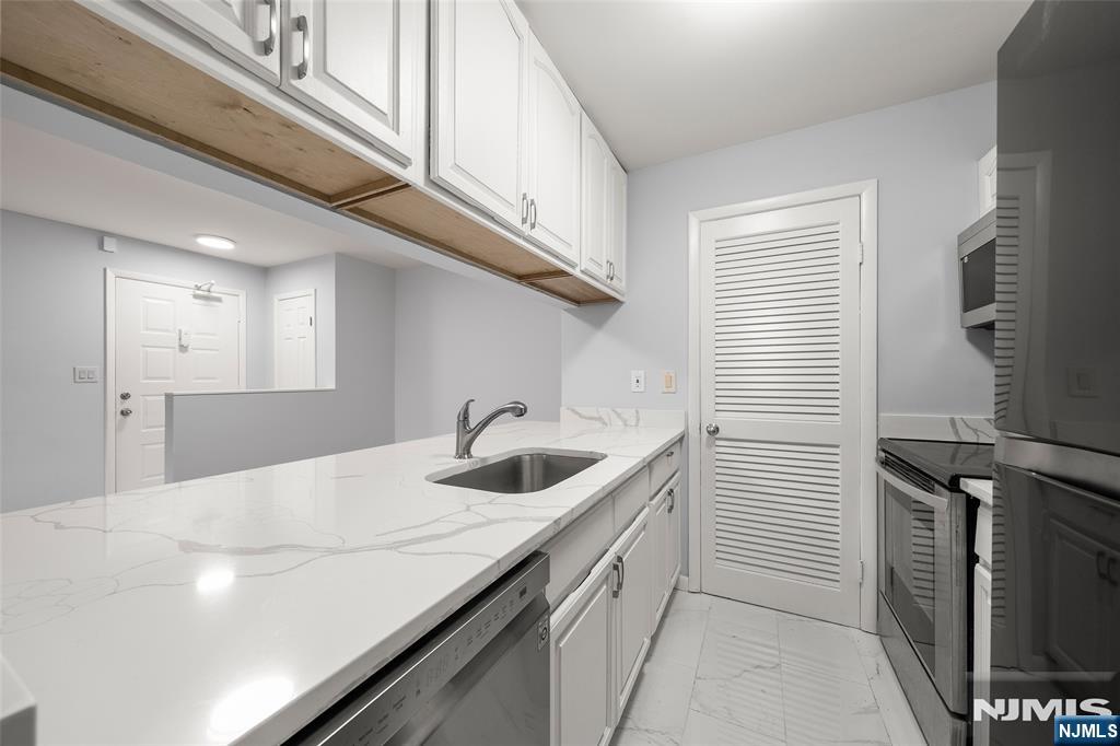216A Washington Avenue - Photo 5
