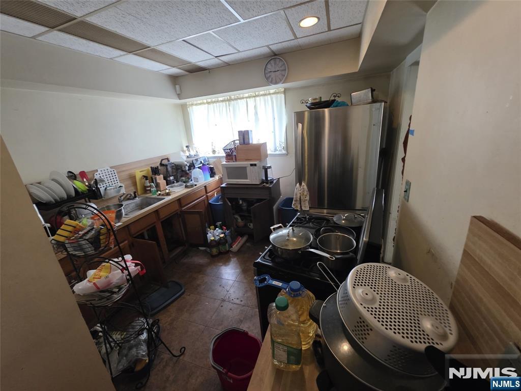 90 Midland Avenue - Photo 2