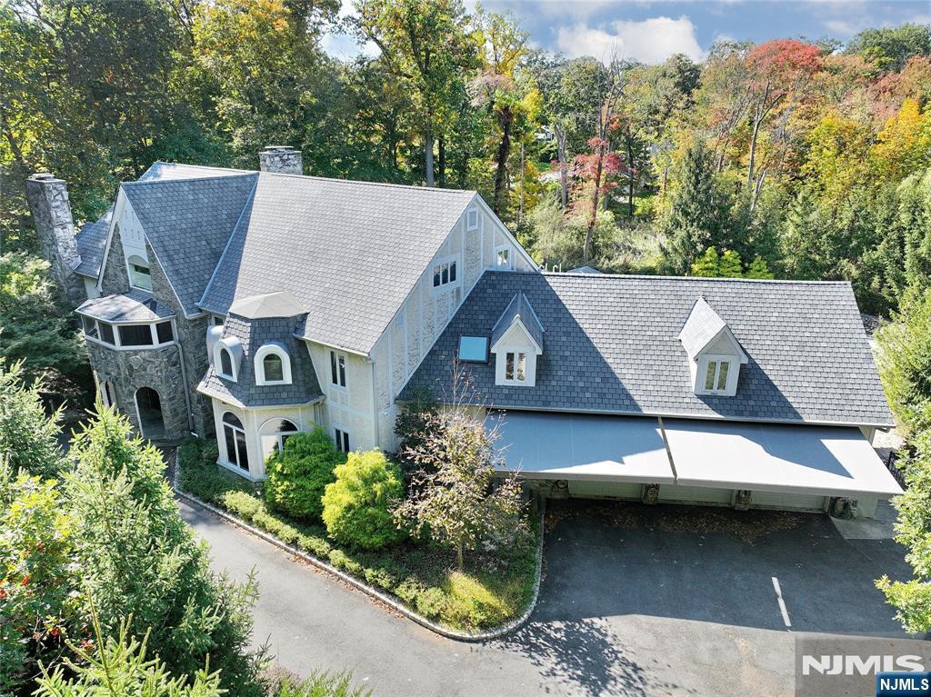 9 Cameron Road - Photo 1