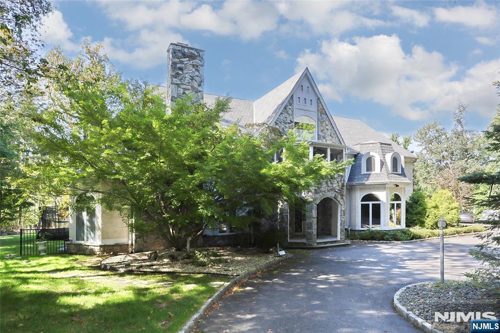 9 Cameron Road - Photo 3