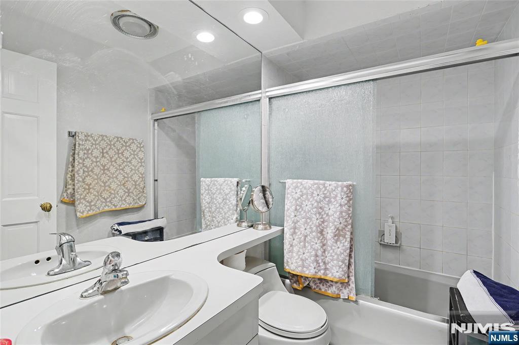 9 Cameron Road — photo 32