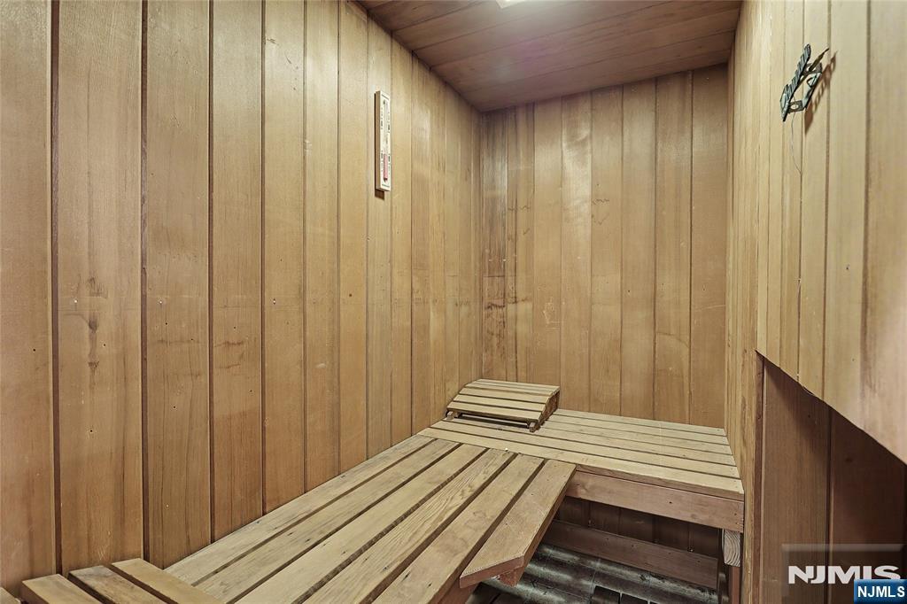 9 Cameron Road — photo 36