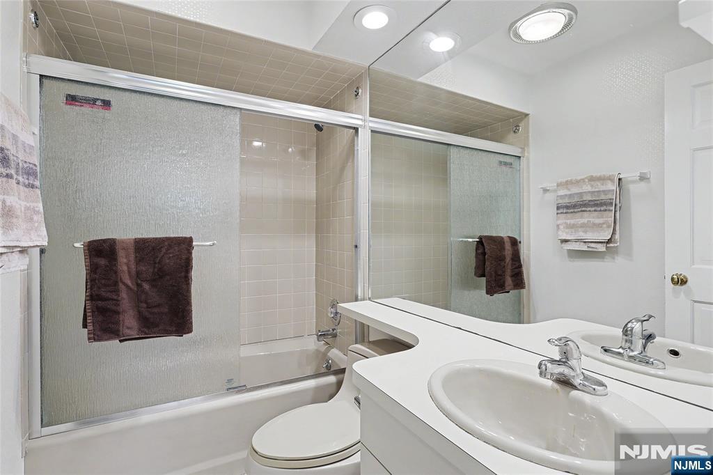 9 Cameron Road — photo 38