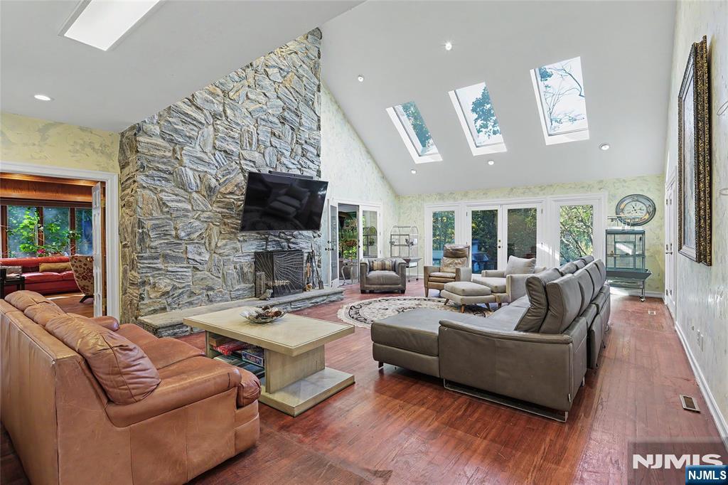 9 Cameron Road — photo 10