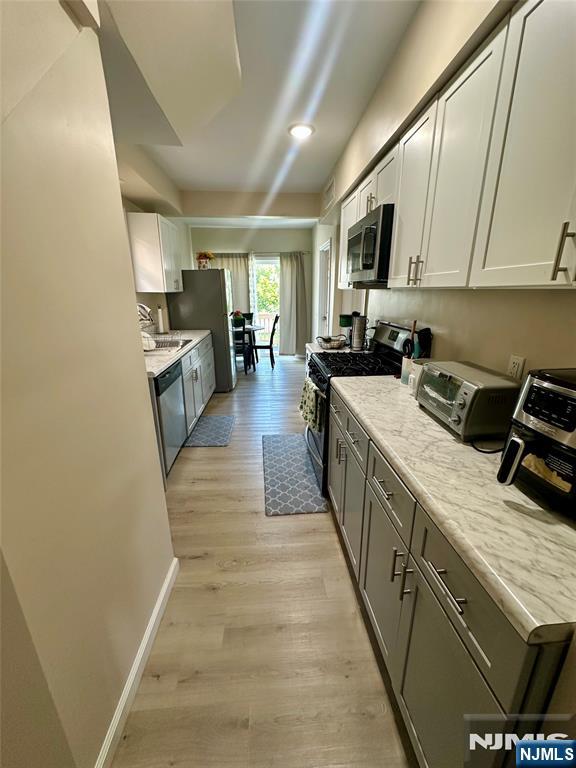 18 Brinkerhoff Street 1st Floor - Photo 5