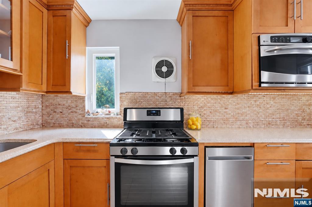 95 Maple Street - Photo 4