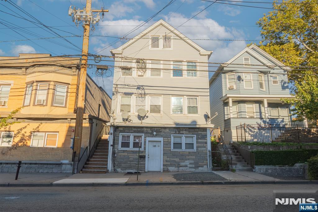148 Palisade Avenue - Photo 1