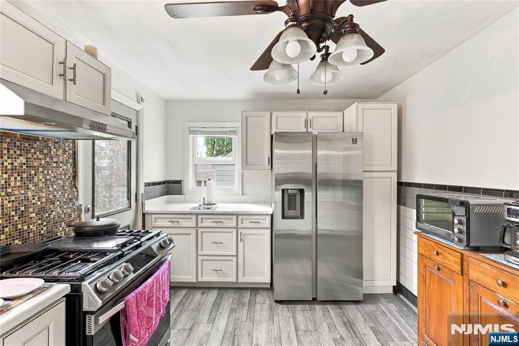 1017 Harding Avenue - Photo 5