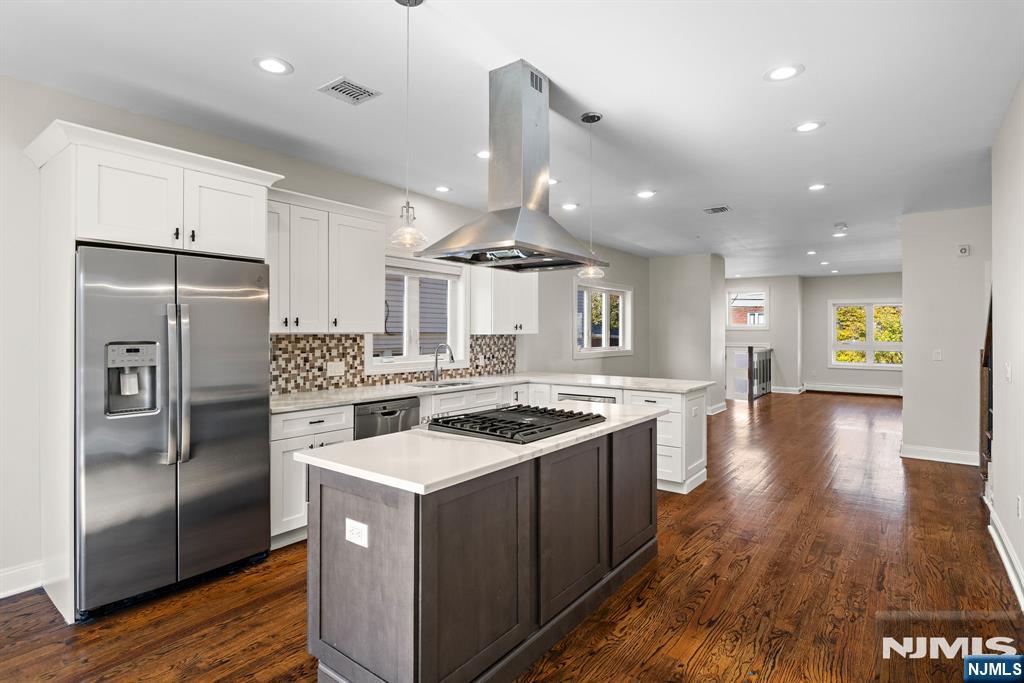 234 Columbus Place B - Photo 2