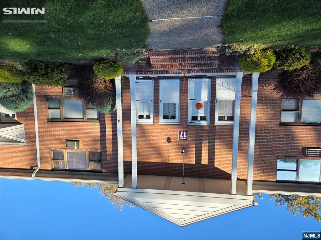 17F Colonial Drive 17F - Photo 1