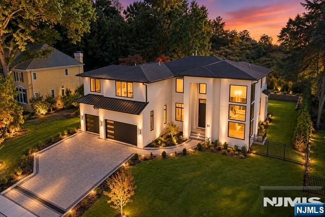 61 Mac Arthur Avenue - Photo 1