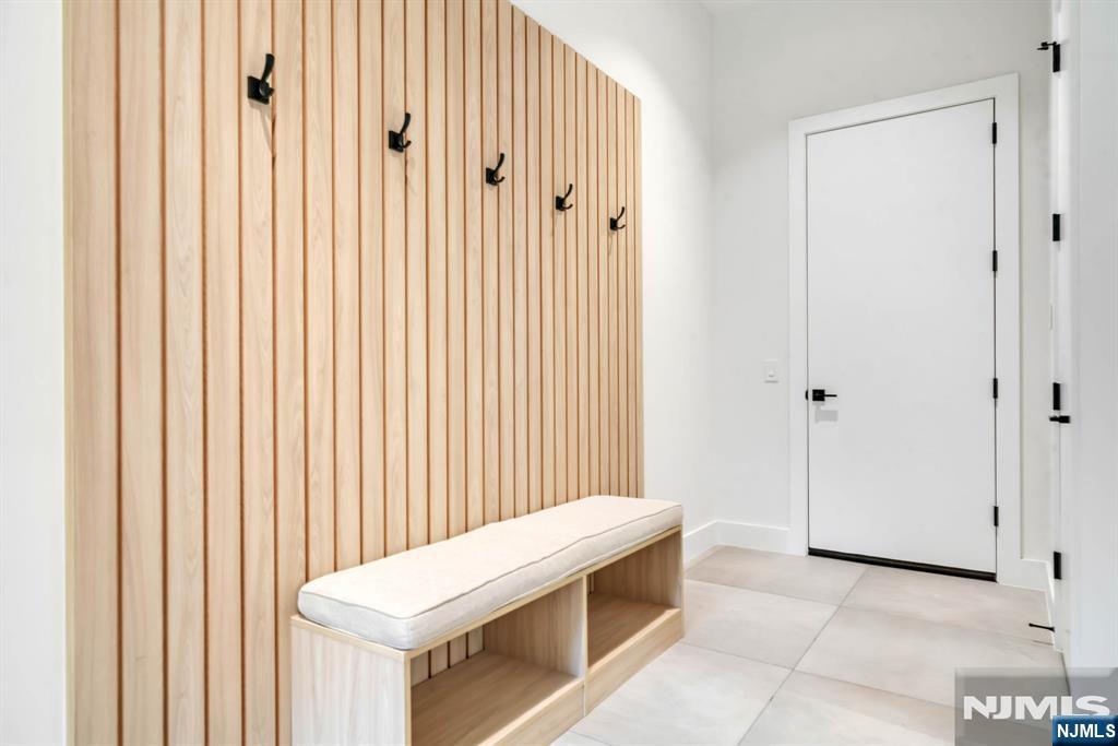 61 Mac Arthur Avenue — photo 13