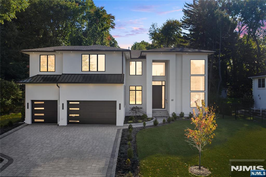 61 Mac Arthur Avenue — photo 34