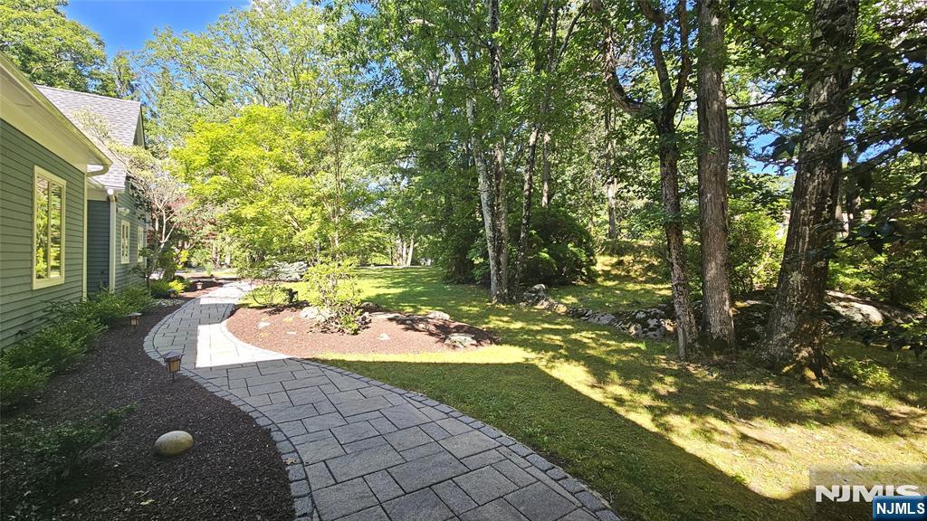 738 Ridge Road - Photo 4